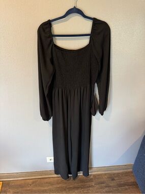 Amazon Black Long Sleeve Smocked Waist Maxi Dress